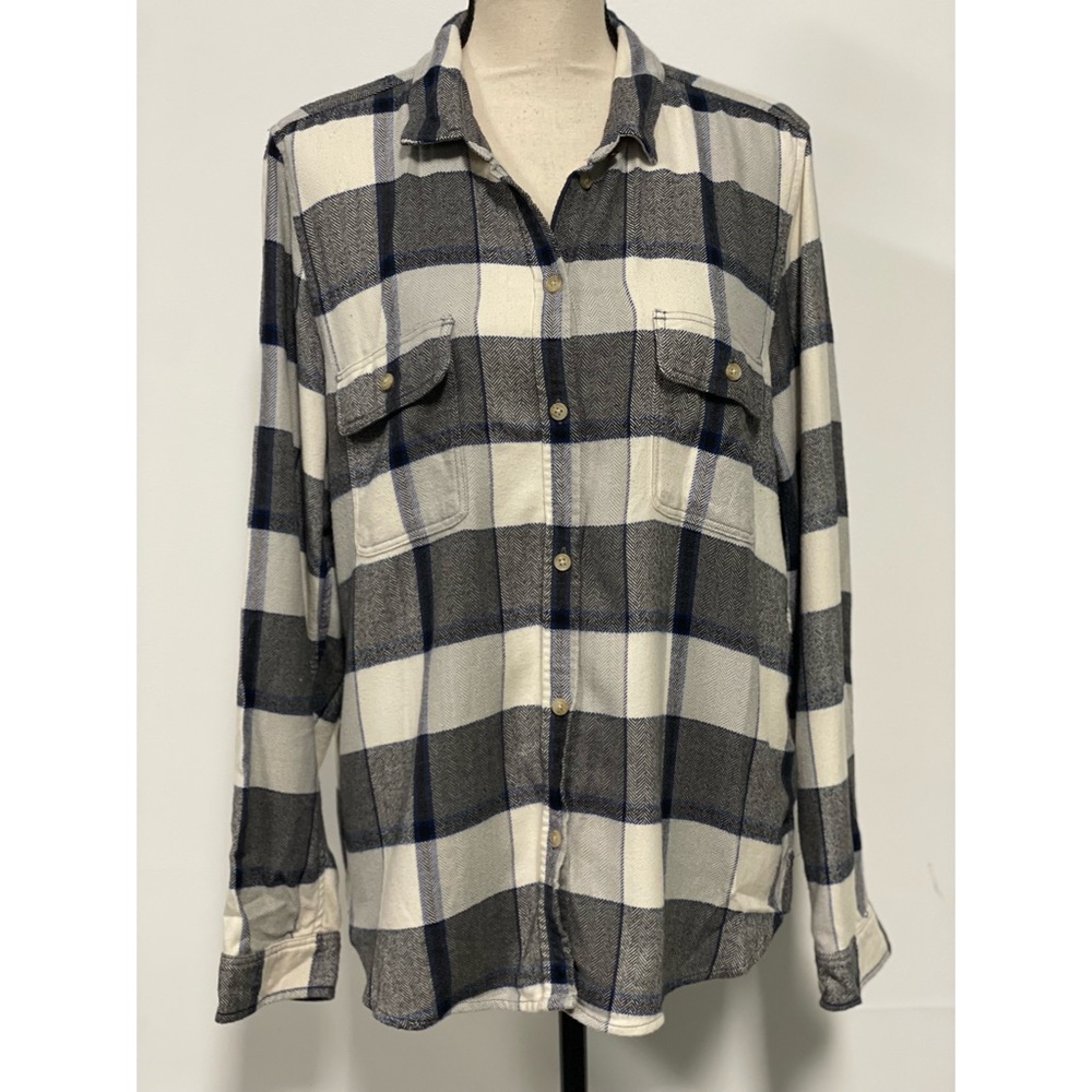 American Eagle Outfitters Plaid Flannel Button Down Top Black & Gray Size XL